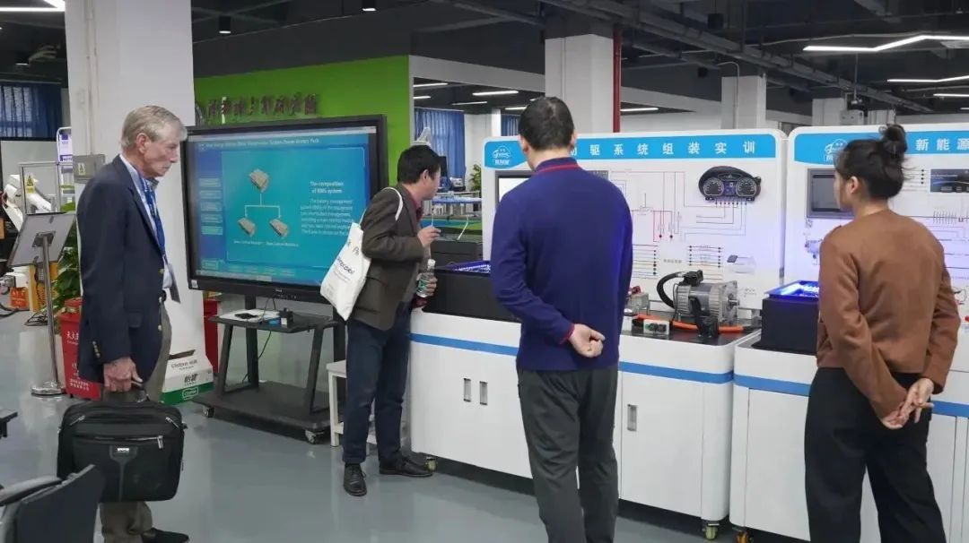 深圳風(fēng)向標教育資源股份有限公司